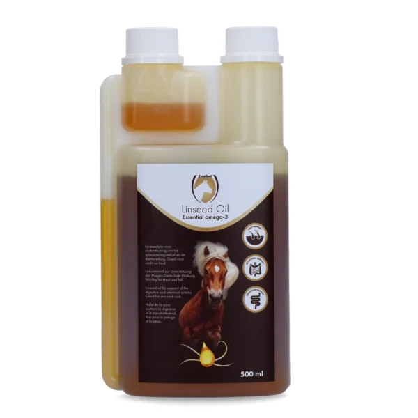 Een doseerfles van 500 milliliter met lijnzaadolie voor paarden. Het etiket heeft een zwart-gouden ontwerp met een afbeelding van een pony en een druppel olie. De tekst benadrukt de voordelen voor de spijsvertering, huid en vacht, en bevat pictogrammen die deze voordelen illustreren.