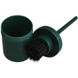 Kwast in pot van plastic, in het donkergroen.