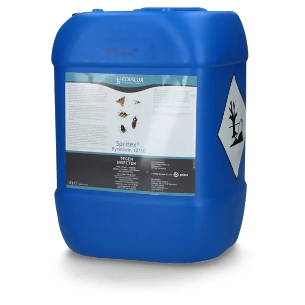Blauwe jerrycan met Spiritex tegen insecten.